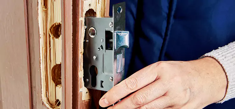 Garage Door Lock Replacement West Haven